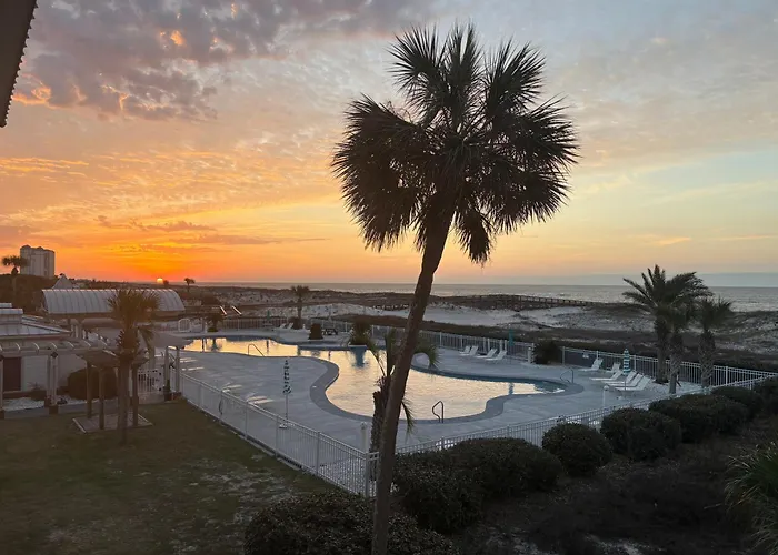 Beachy Aparthotel Gulf Shores
